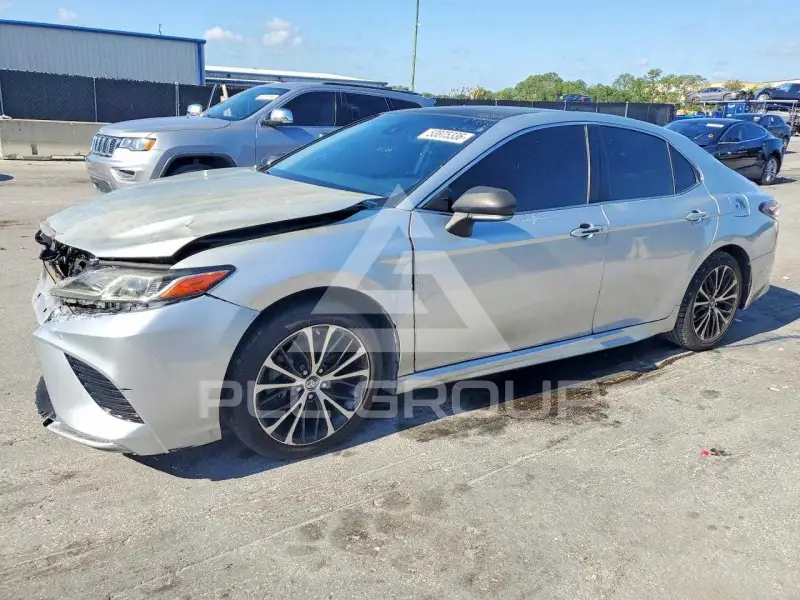 2018 Toyota CAMRY фото