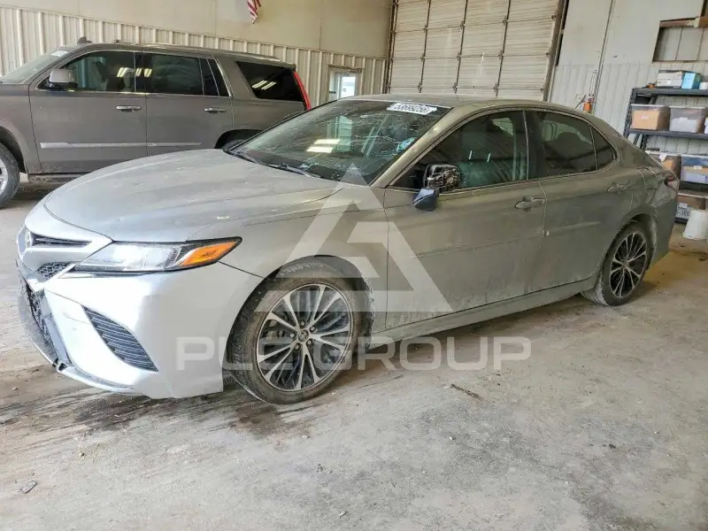 2018 Toyota CAMRY photo
