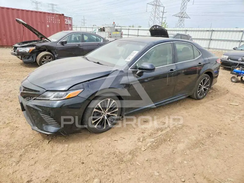 2018 Toyota CAMRY фото