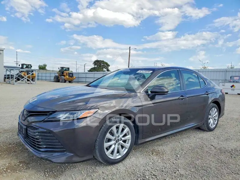 2018 Toyota CAMRY фото