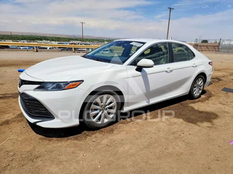2018 Toyota CAMRY фото