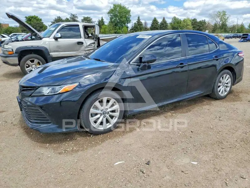 2018 Toyota CAMRY фото