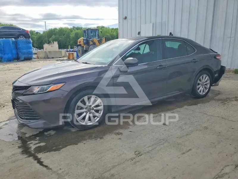2018 Toyota CAMRY фото