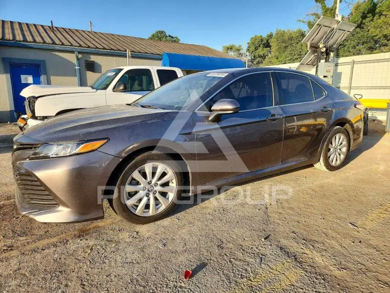 2018 Toyota CAMRY фото