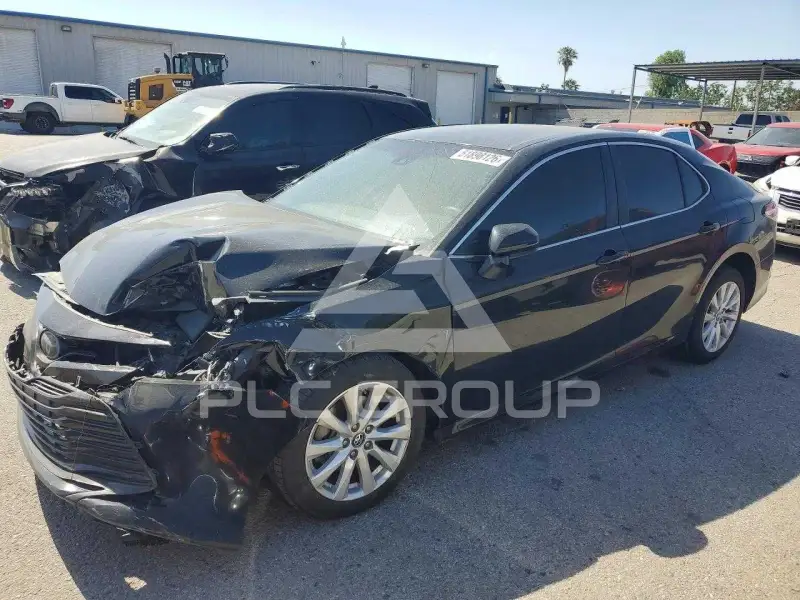 2018 Toyota CAMRY фото