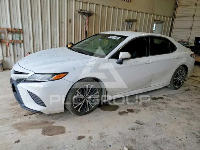 2018 Toyota CAMRY фото
