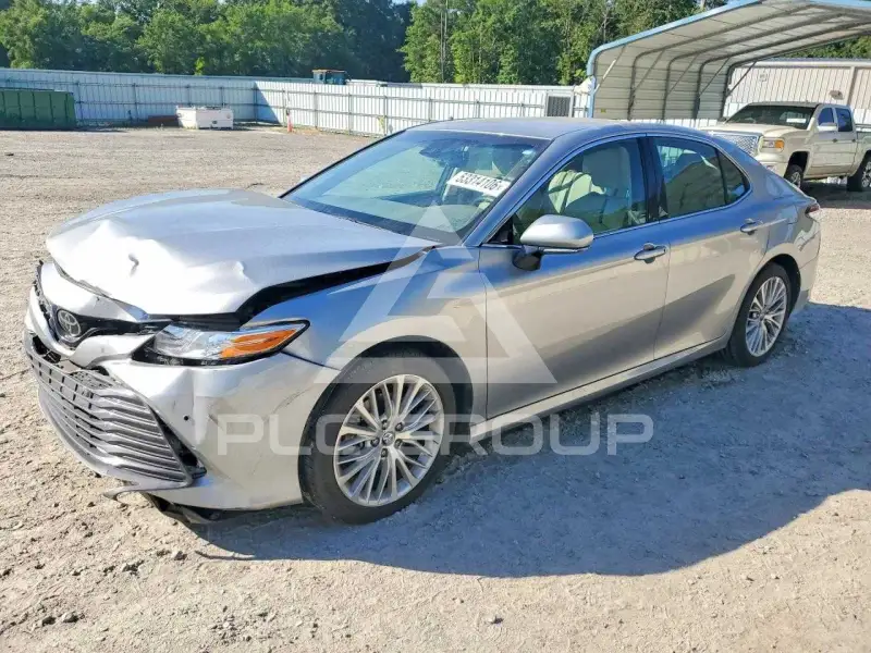 2018 Toyota CAMRY фото