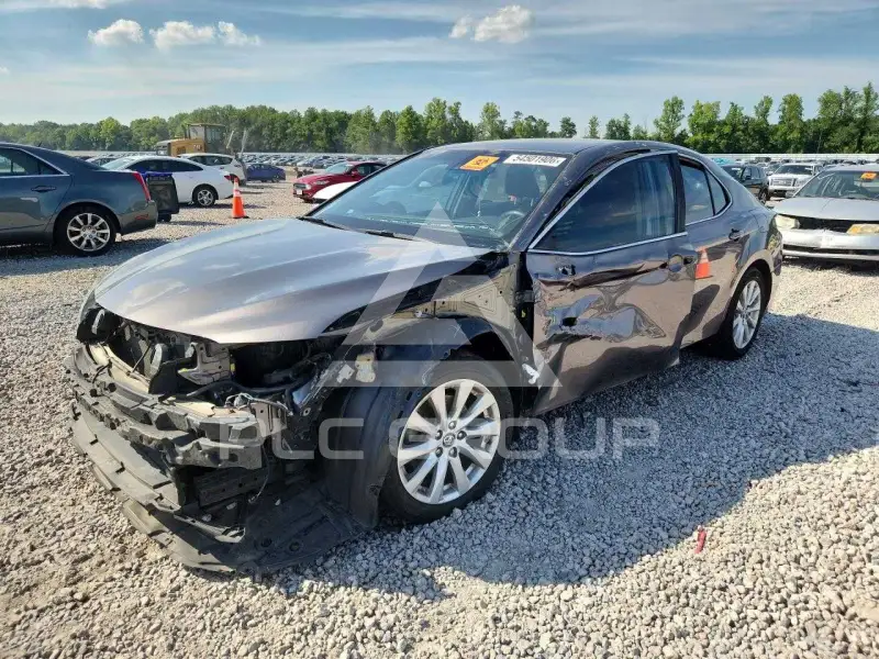 2018 Toyota CAMRY фото