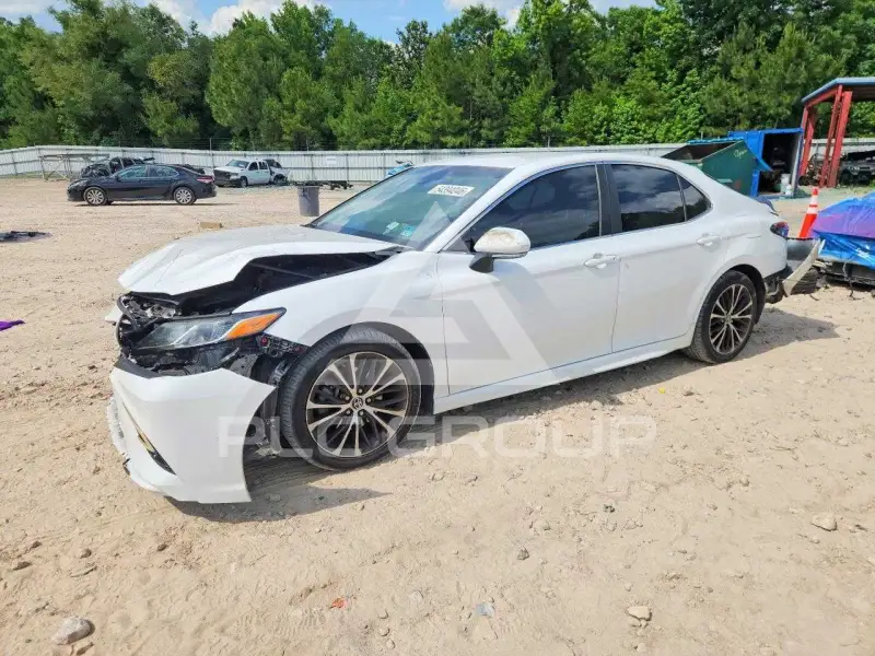 2018 Toyota CAMRY фото