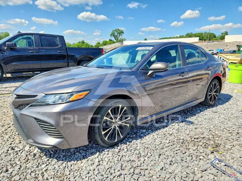 2018 Toyota CAMRY фото