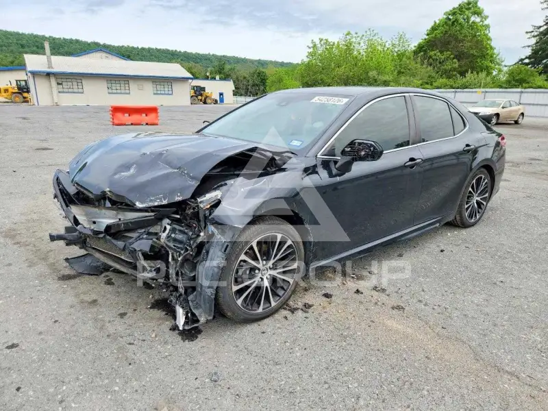 2018 Toyota CAMRY фото