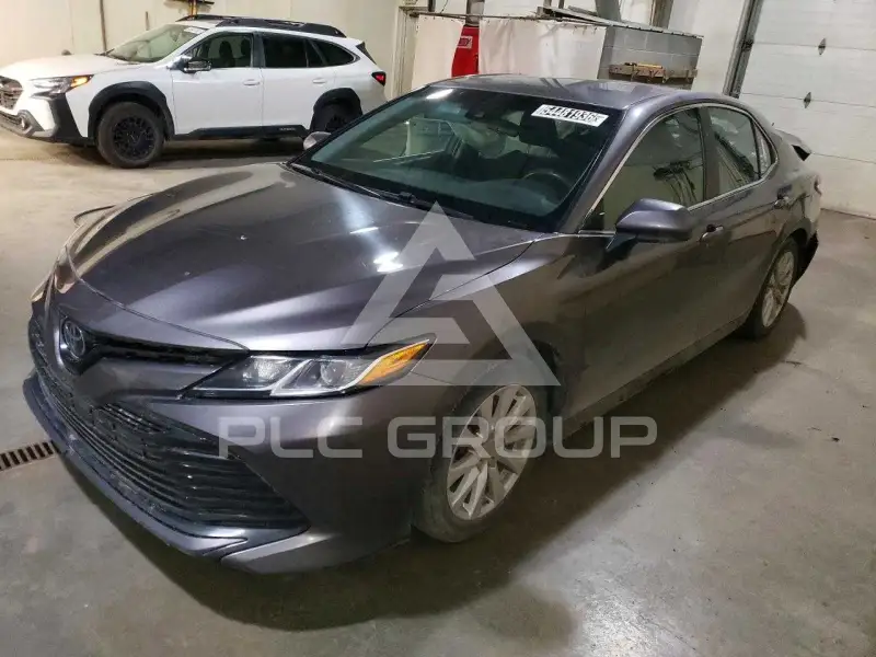 2018 Toyota CAMRY фото