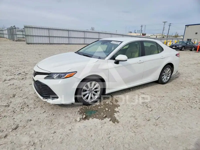 2018 Toyota CAMRY фото