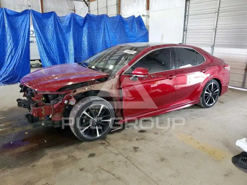 2018 Toyota CAMRY фото