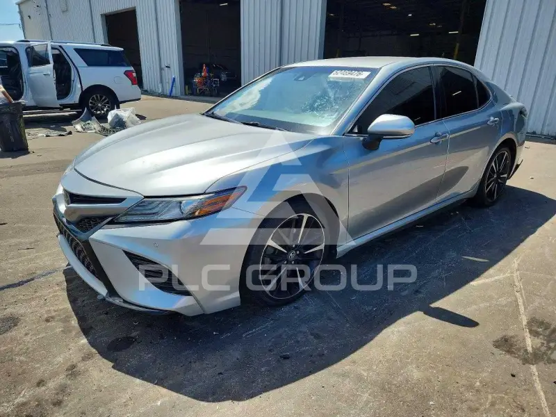 2018 Toyota CAMRY фото