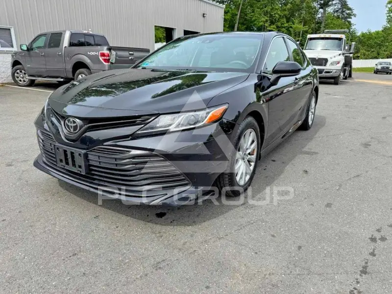 2018 Toyota CAMRY фото