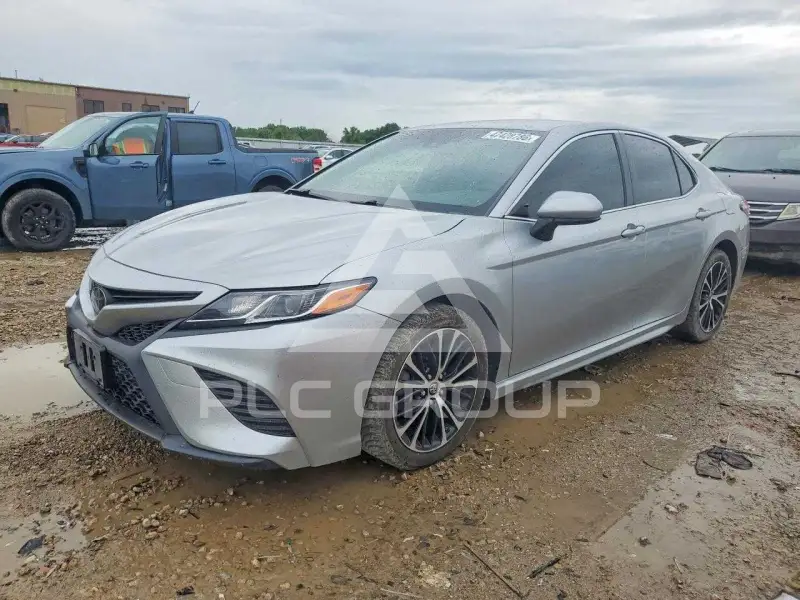 2018 Toyota CAMRY фото