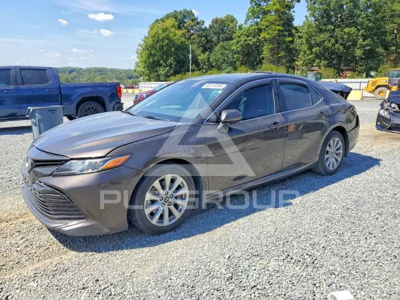 2018 Toyota CAMRY фото