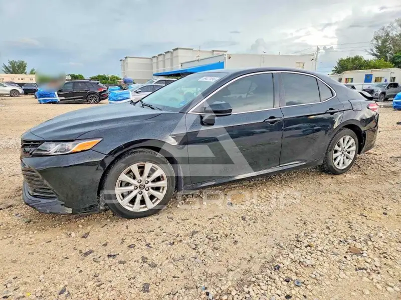 2018 Toyota CAMRY фото