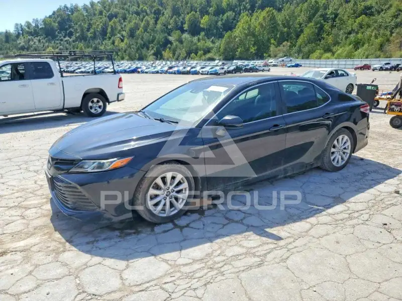 2018 Toyota CAMRY фото