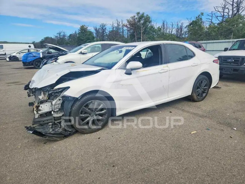 2018 Toyota CAMRY photo