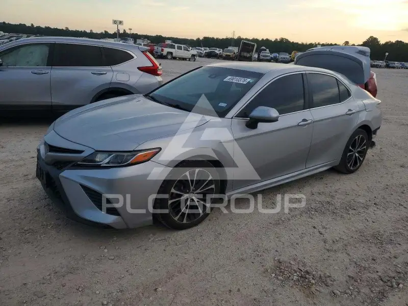 2018 Toyota CAMRY фото