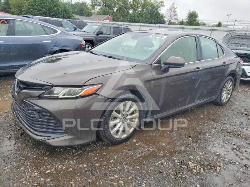 2018 Toyota CAMRY фото