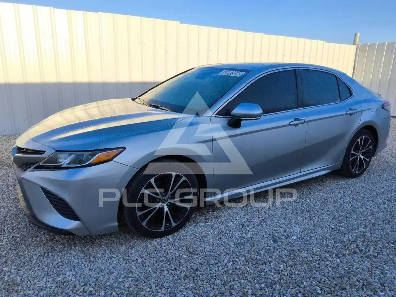 2018 Toyota CAMRY фото