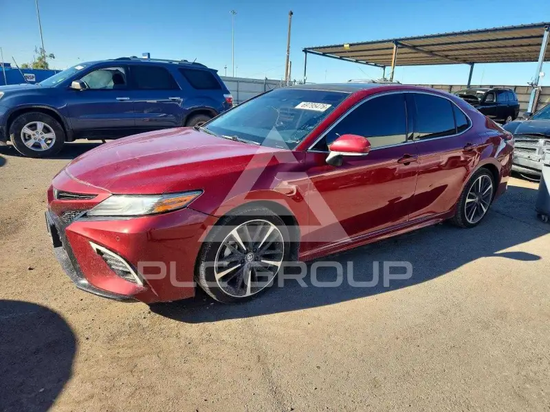 2018 Toyota CAMRY фото