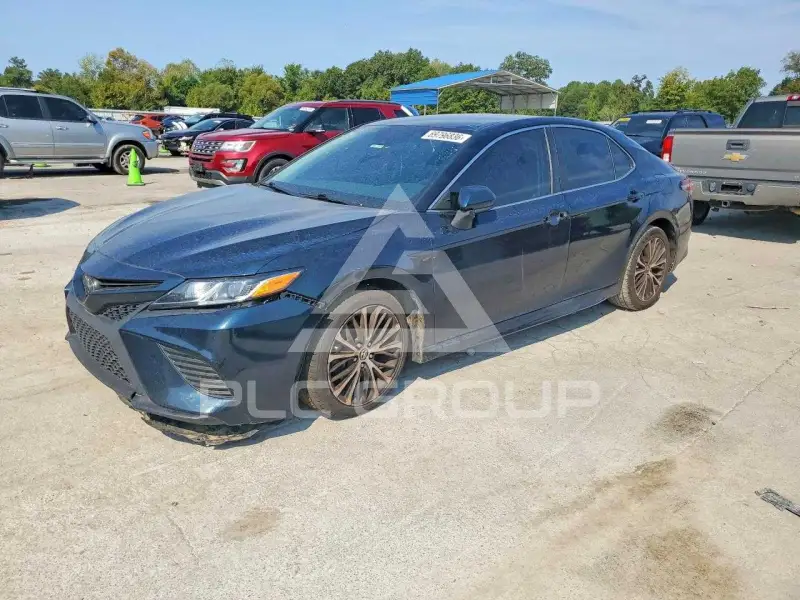 2018 Toyota CAMRY фото