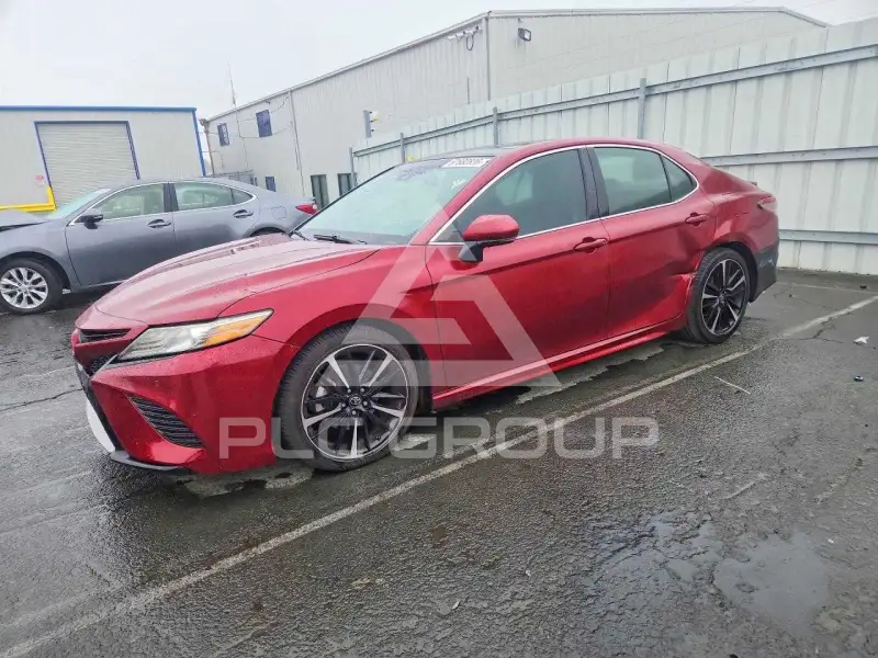 2018 Toyota CAMRY фото