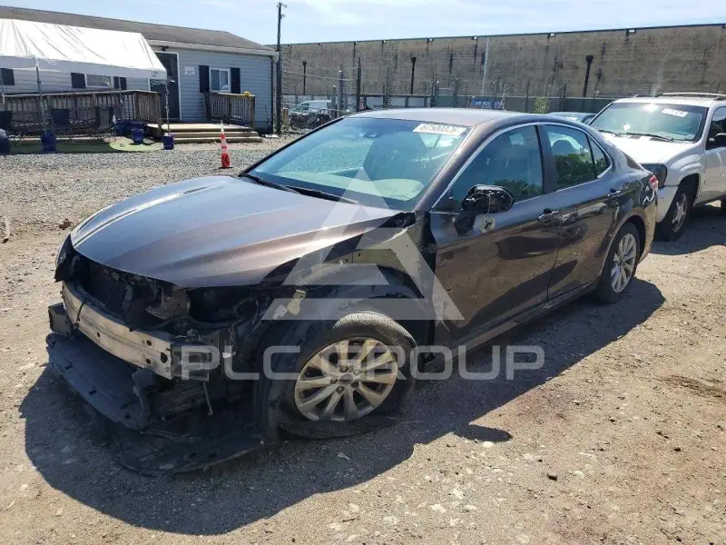 2018 Toyota CAMRY фото