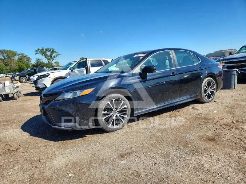 2018 Toyota CAMRY фото
