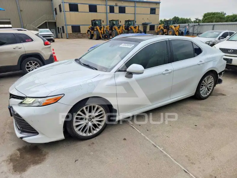 2018 Toyota CAMRY фото