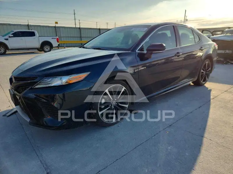 2018 Toyota CAMRY фото