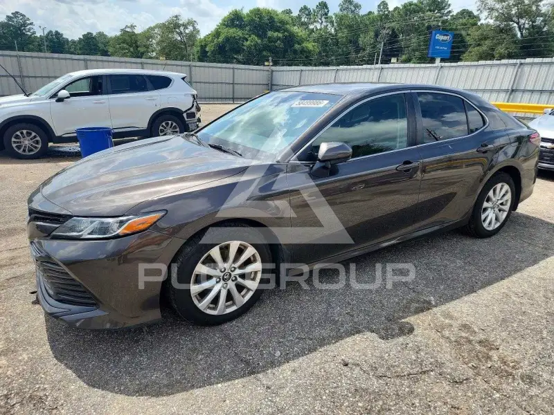 2018 Toyota CAMRY фото