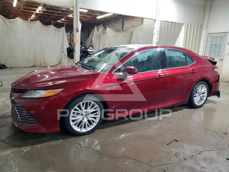 2018 Toyota CAMRY фото