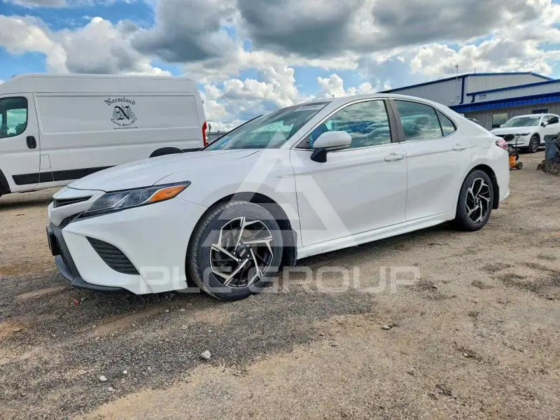 2018 Toyota CAMRY фото