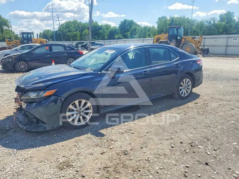 2018 Toyota CAMRY фото