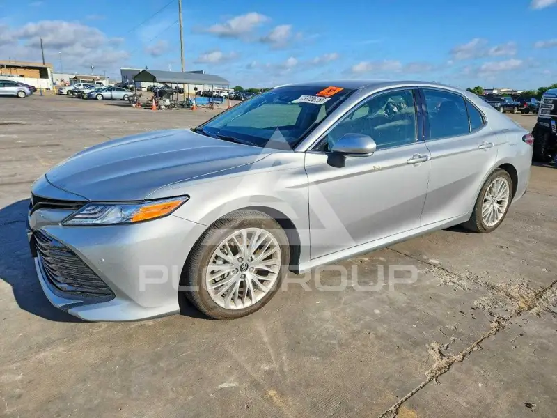 2018 Toyota CAMRY фото