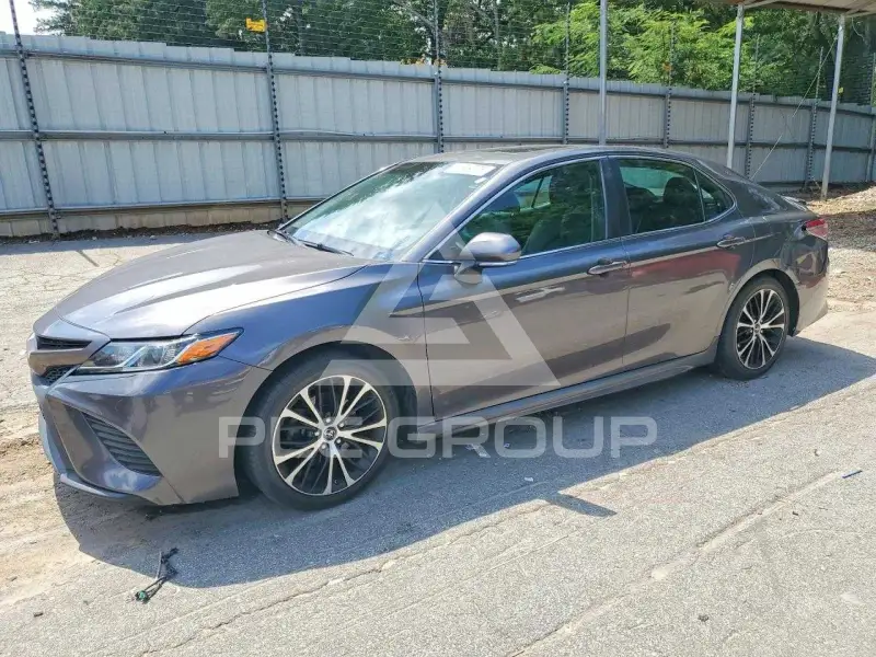 2018 Toyota CAMRY фото