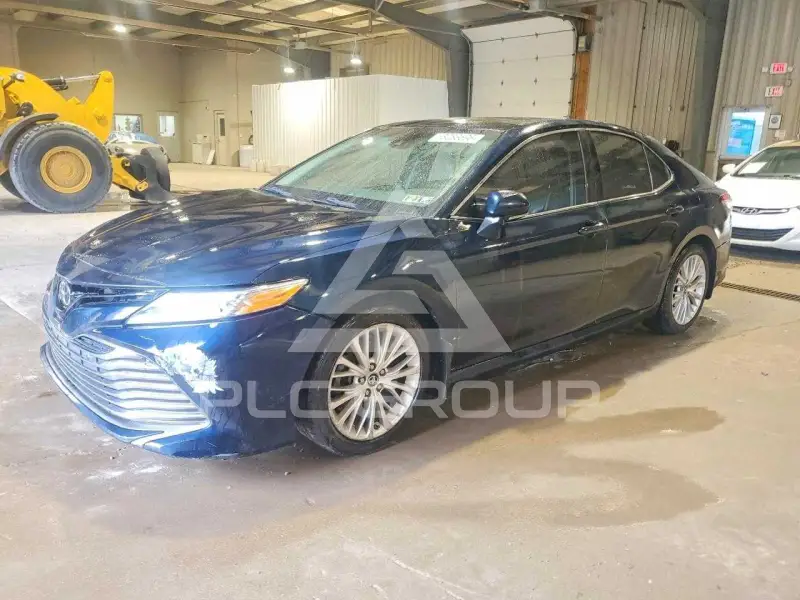 2018 Toyota CAMRY фото