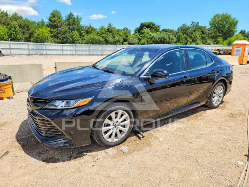 2018 Toyota CAMRY фото