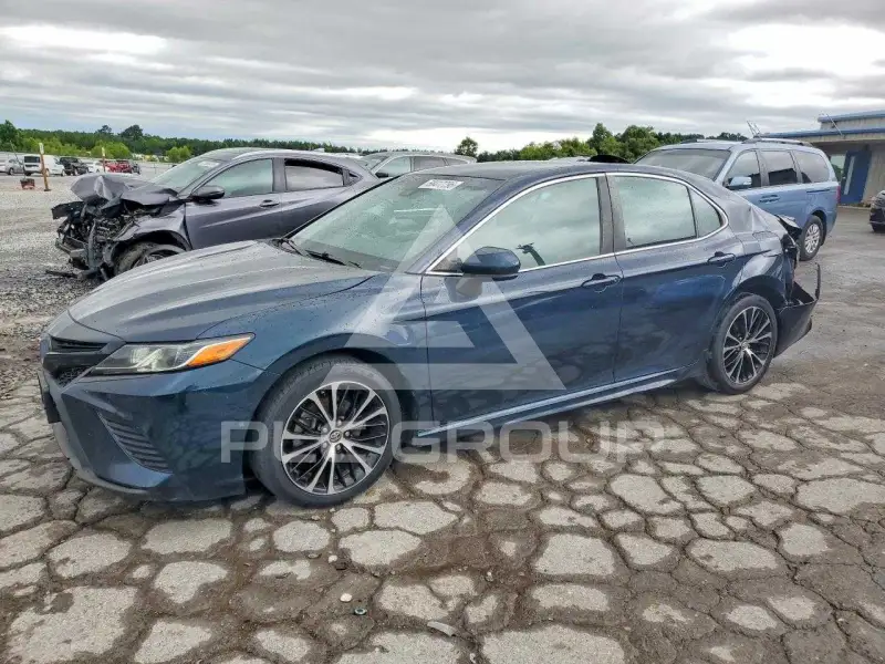 2018 Toyota CAMRY фото