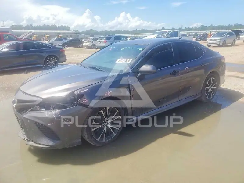 2018 Toyota CAMRY фото