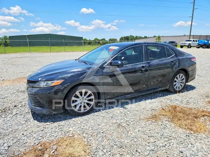 2018 Toyota CAMRY фото