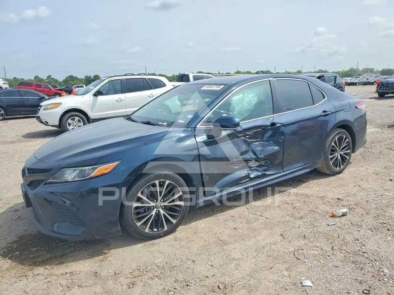 2018 Toyota CAMRY фото