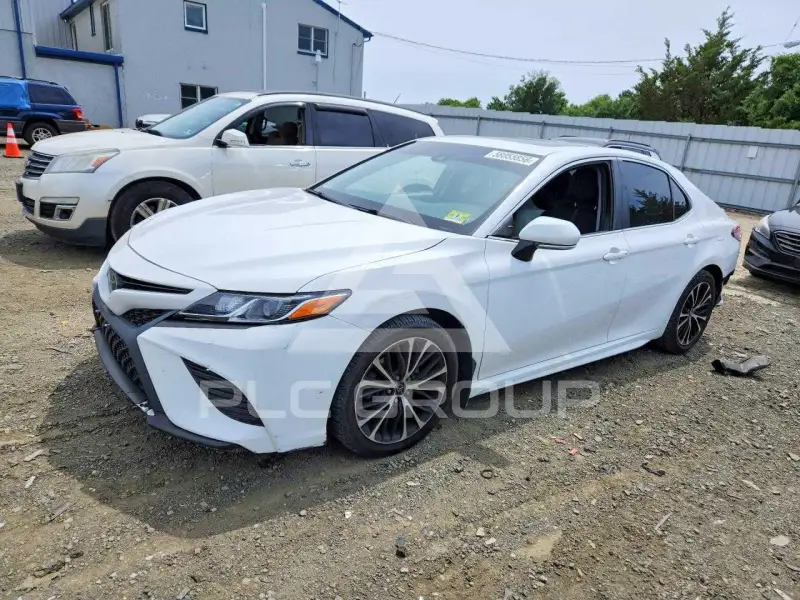 2018 Toyota CAMRY фото