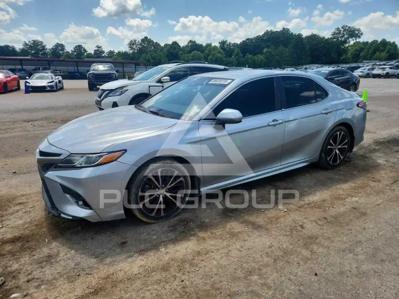 2018 Toyota CAMRY фото