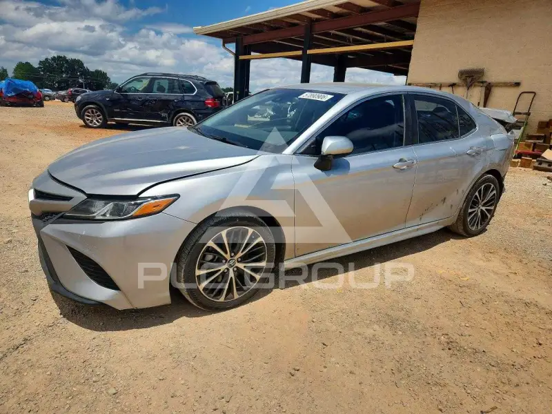 2018 Toyota CAMRY фото